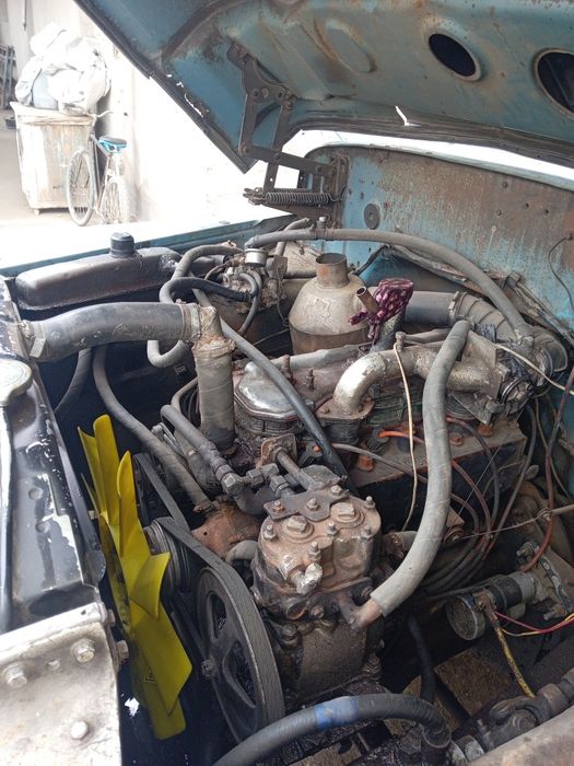 Zil moshina si SOTILADI Xorazm xonqa da yurib turibdi xolati yaxshi