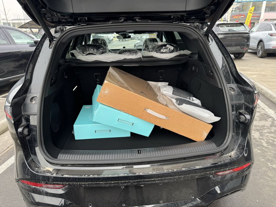Voyah free Apollo Tech 318km full pozitsiya
