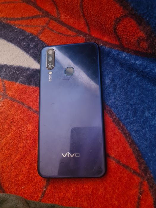 Phone Vivo Y 2020