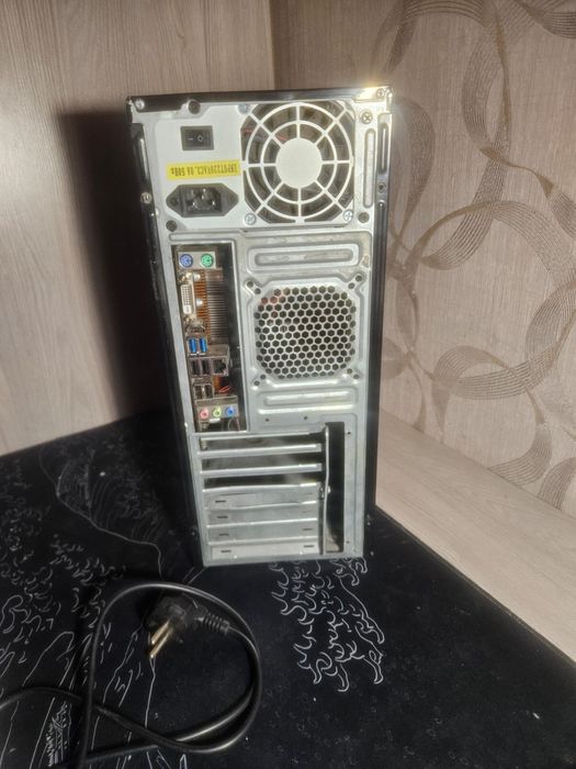 Системный блок Intel Core i3-6100 / ASRock H110M