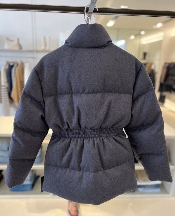 Зимняя куртка Prada