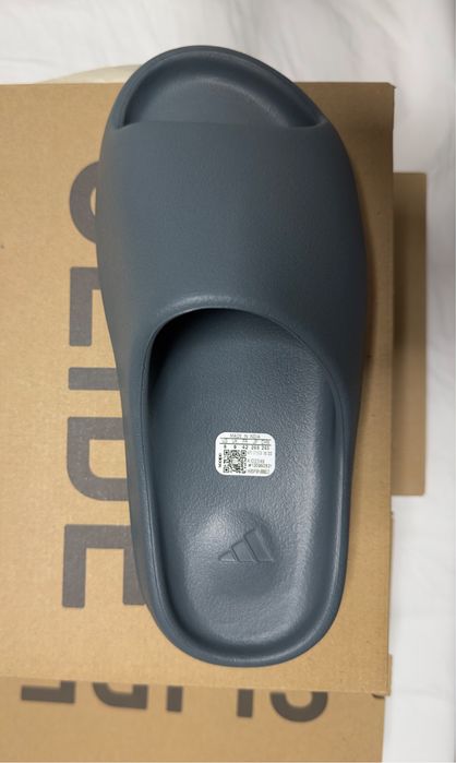 YEEZY Slides - Granite and Slate Marine