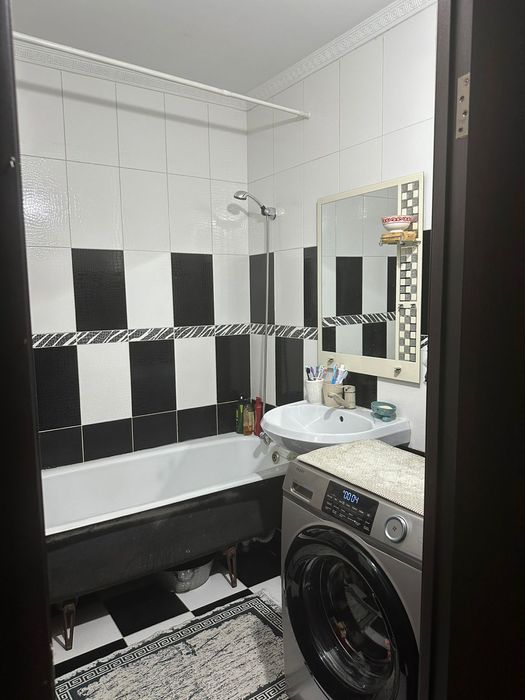 Продаю  квартиру в Талгаре автобаза