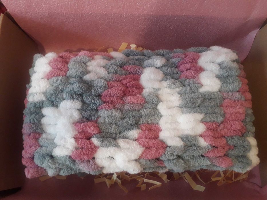 Шалове снуди от Ализе Пуфи