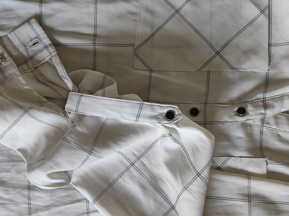 Блузка легкая школьная S