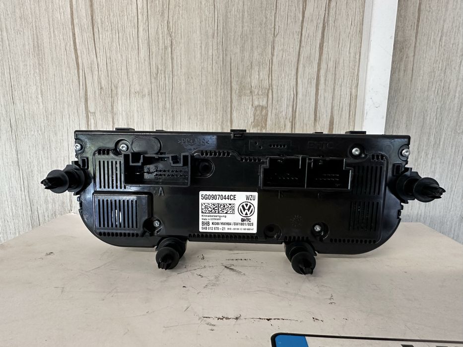 Управление климатроник за Фолксваген Голф 7