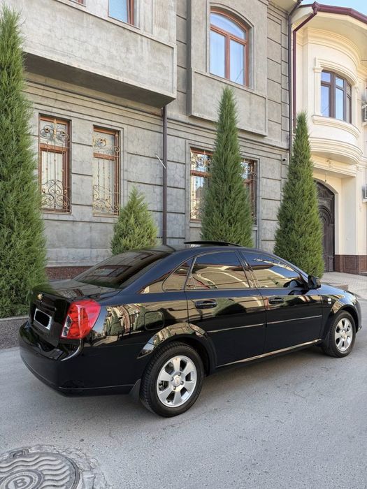 Gentra 2022 3-pozitsiya Full Avtomat karobka srochna sotiladi. Jentra