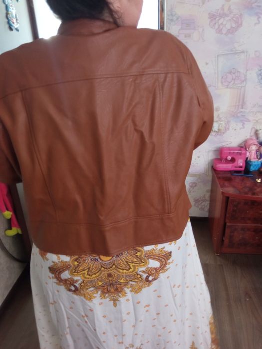 Куртка кожаная 68-70 размер