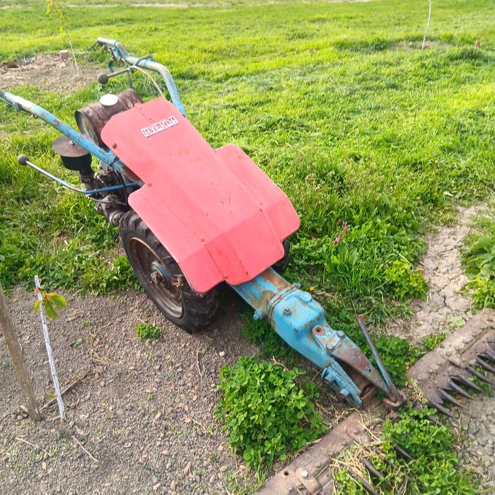 Vind motocositoare cositoare buker si laverda