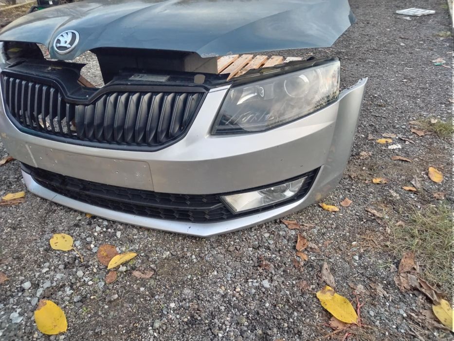 Предница шкода октавия 3та генерация, капак, фарове, брон