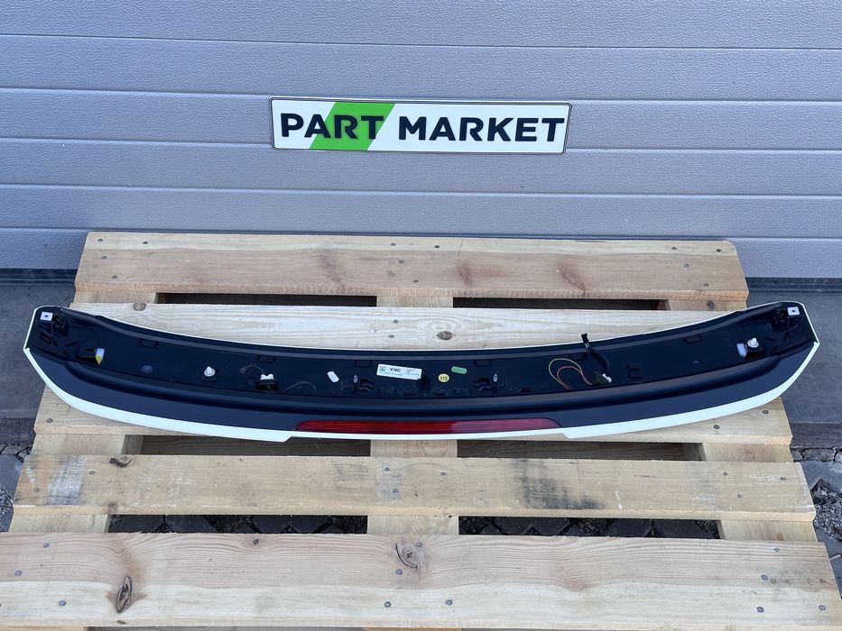 Лип AUDI Q5 S Line SQ5 8R0827933B