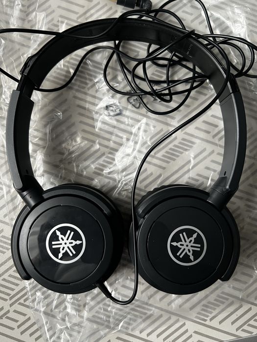 Casti Yamaha HPH 100B