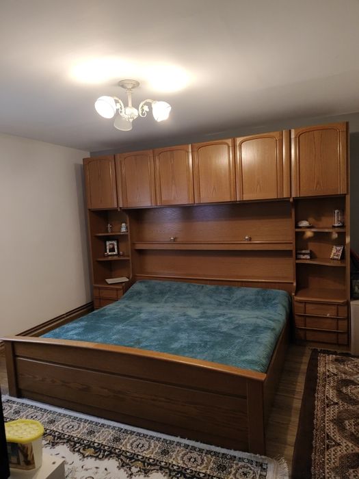 Set dormitor cu pat incorporat