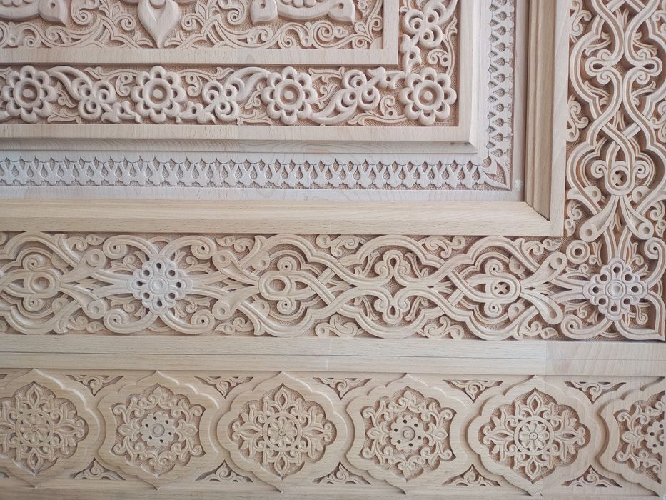 Milliy yogoch eshiklar