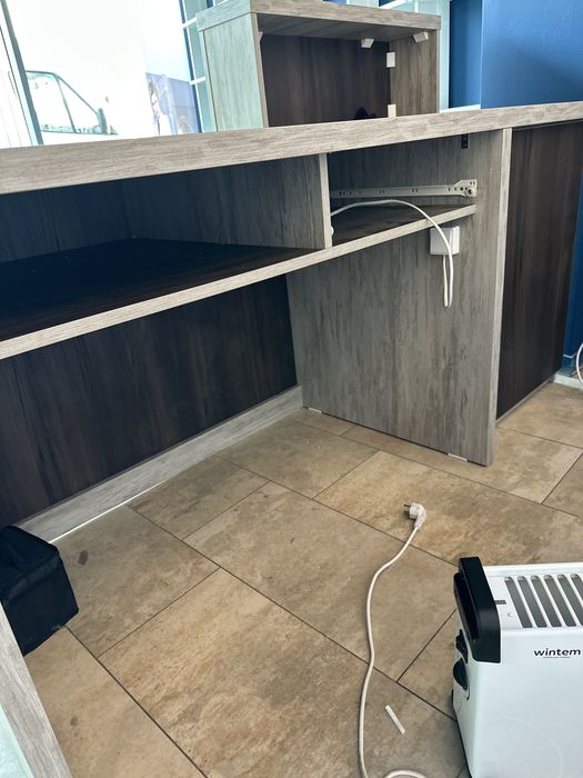 Receptie salon magazin