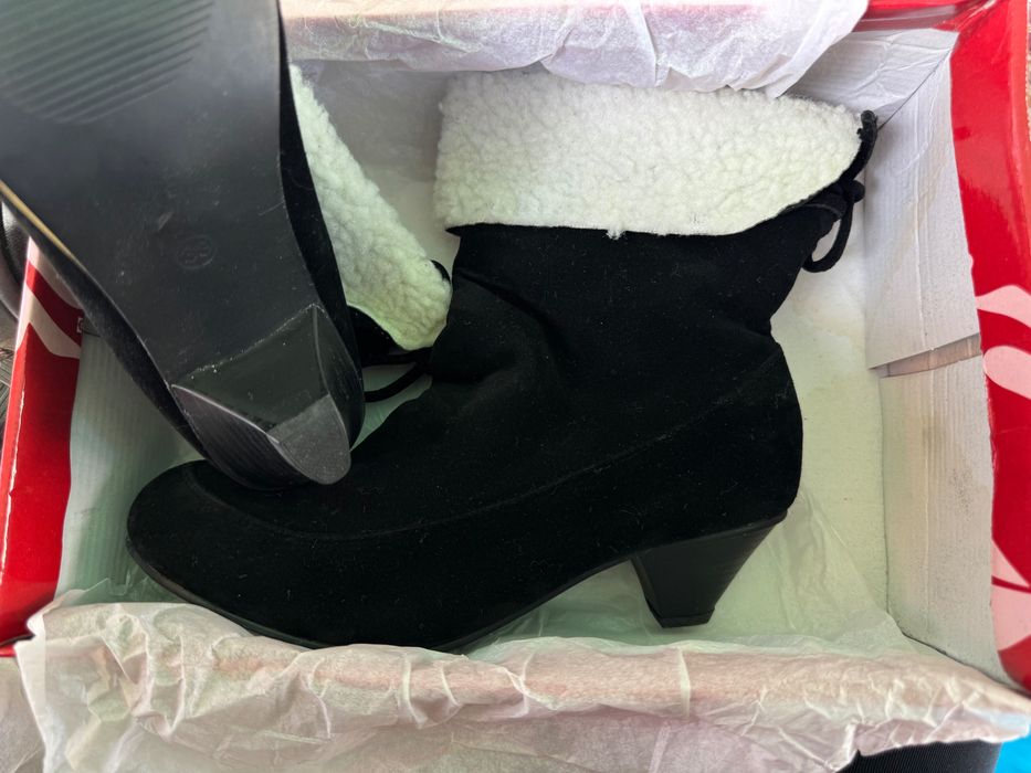 Нови ботуши с нисък ток