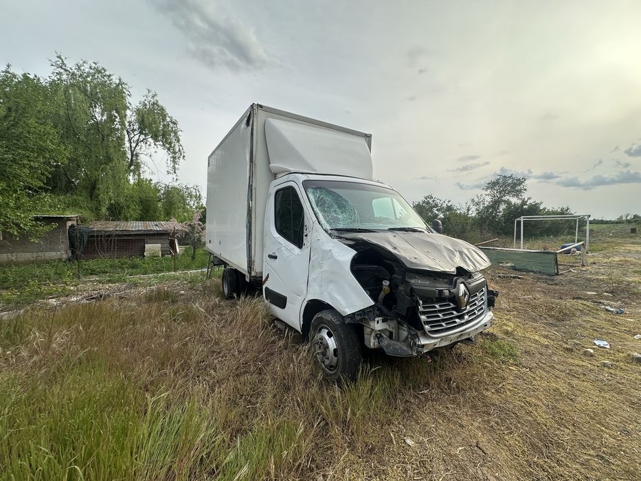 Renault Master 2015 Avariat/lovit/defect