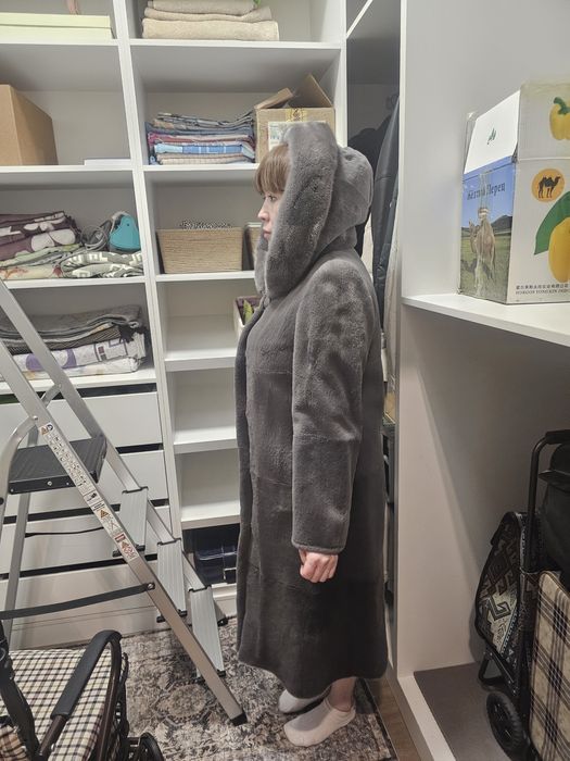 Продам шубу стриженный енот.