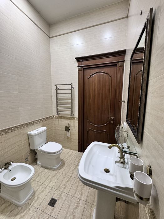 Коробка нархида Участка ипакчилик сотилади