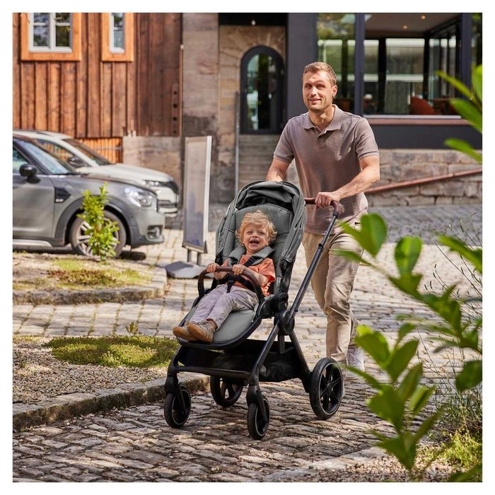 Нова Бебешка Детска Количка Hauck 2 в 1 Comfort N Care Air Set, 0-22кг, Dark Grey, Сива