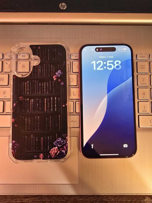 iPhone 16 Roz, 128GB, baterie 98%, stare excelentă