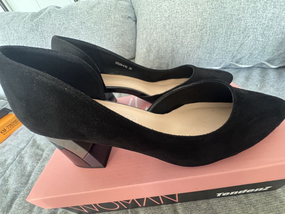 Дамски обувки 39 номер