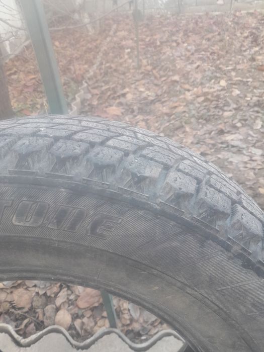 Продам шины зимние