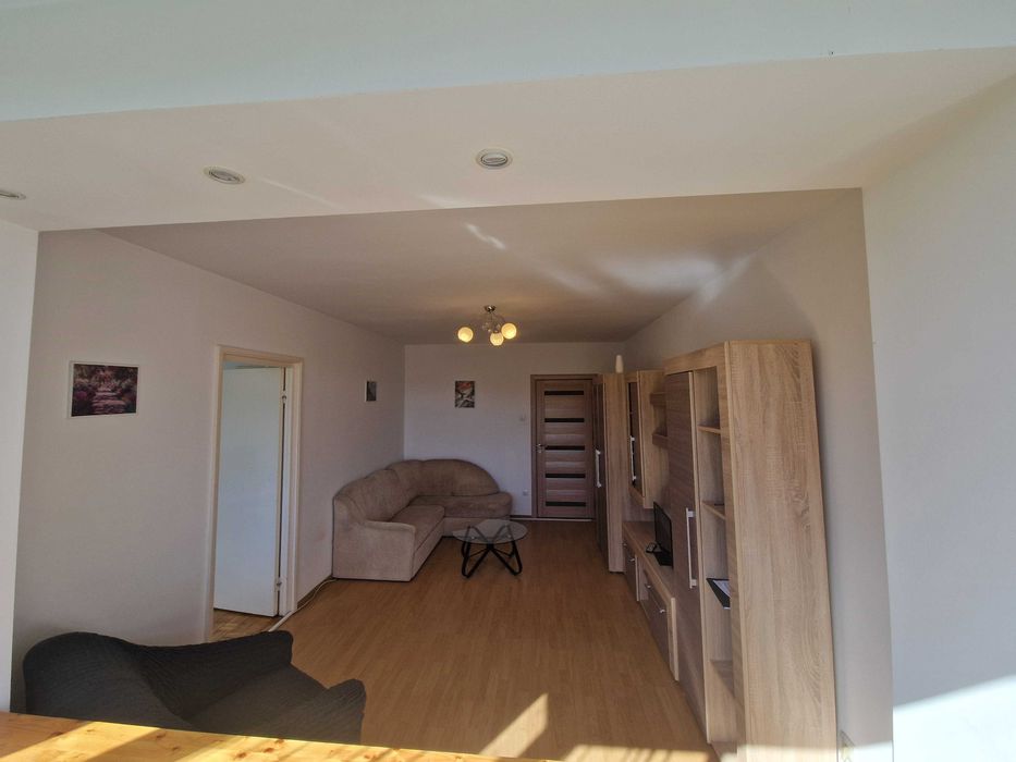 ap 2 camere de închiriat  M Viteazu, et 3