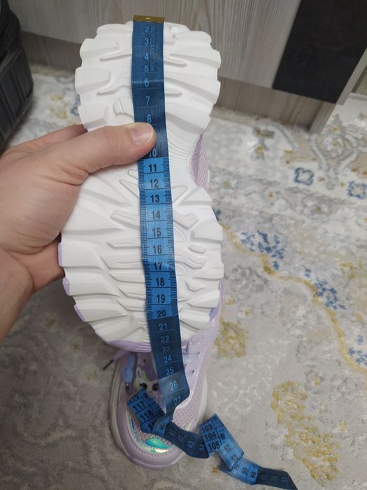 Продаются кроссы