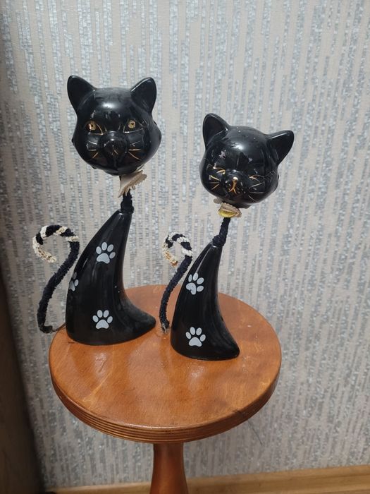 Продам статуэтки кошки