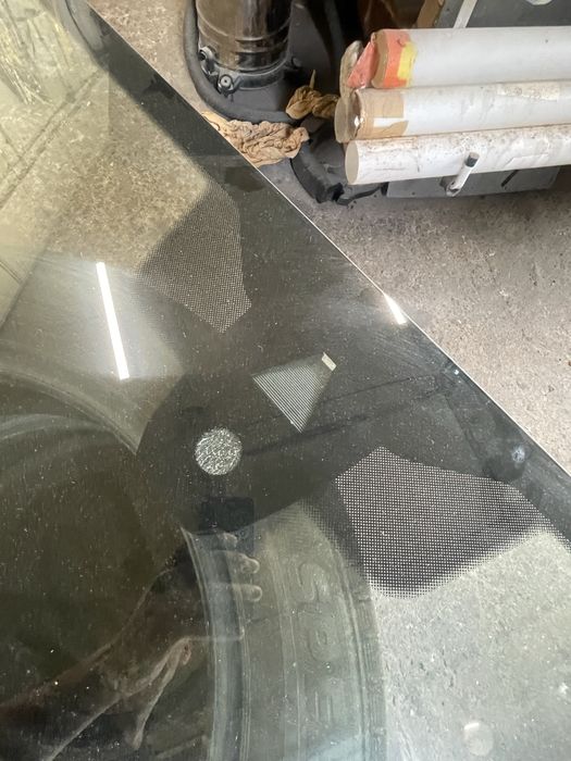 Челно стъкло за тоарег,audi,bmw,mercedes,citroen