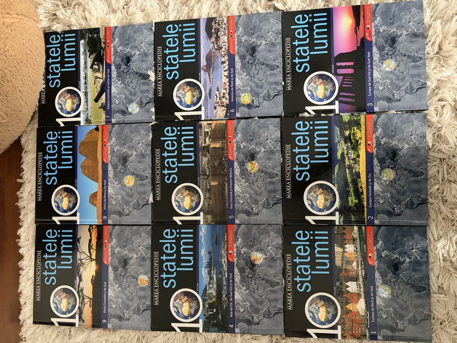 Vand colectie de atlase ilustrate.