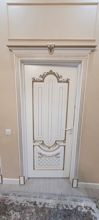 Двери б/у в отличном состояний
