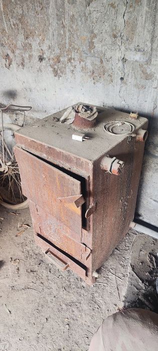 Katyol pechka sotiladi