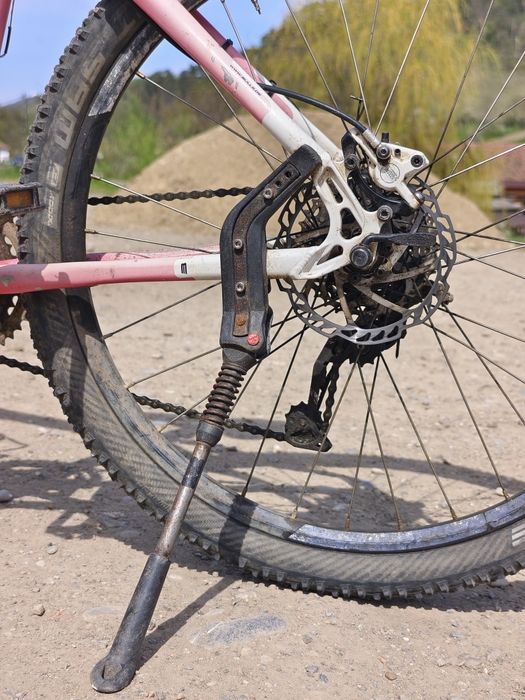 Vând bicicleta bulls