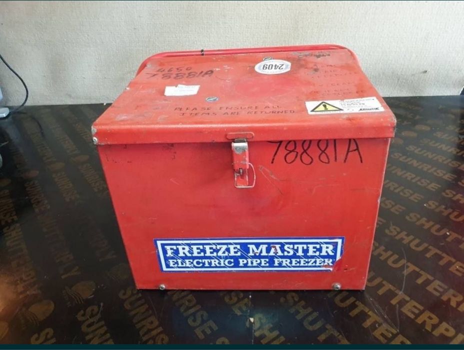 Замразител на траби отпушване водопроводчик