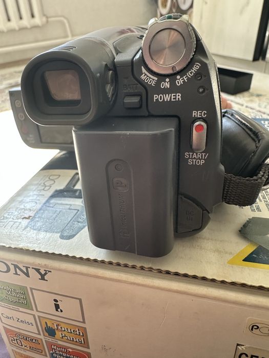 Видеокамера сатылады