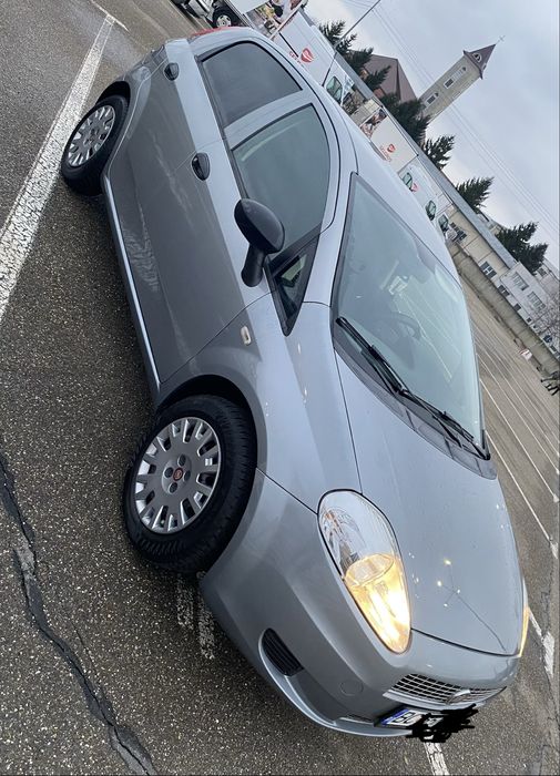 Vand Fiat Grande Punto an 2011 1.4 Benzina