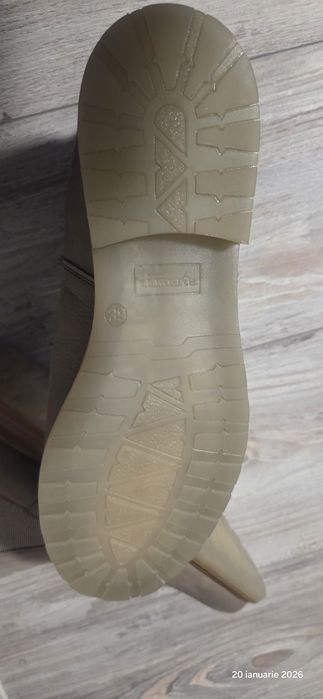 Ghete dama, noi din piele- Tamaris