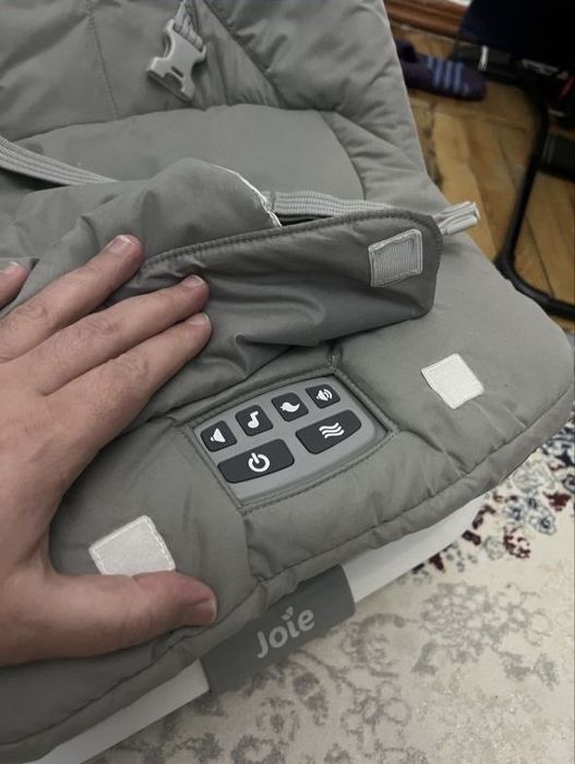 Шезлонг детский Joie