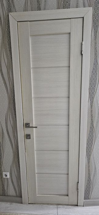 Продам межкомнатные двери б/у.