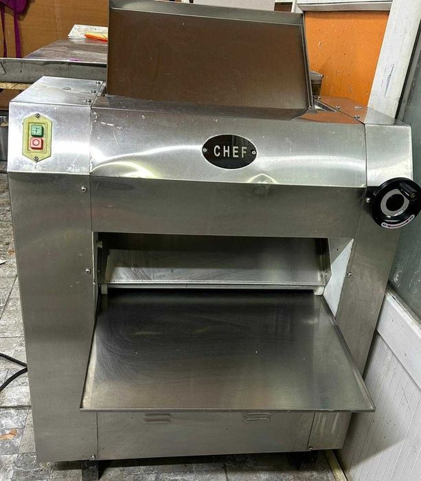 Профессиональная тестораскаточная машина CHEF Тестораскатка