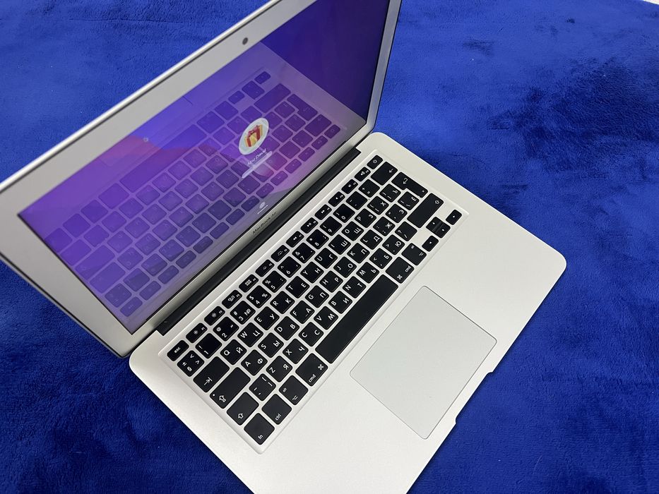 Продам MacBook Air 13”