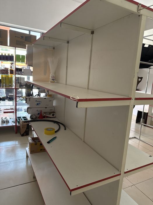 Полка для магазина