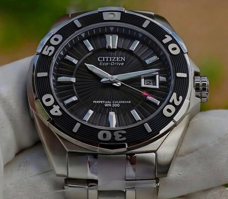 Топовый Citizen Signature. Наручные часы.