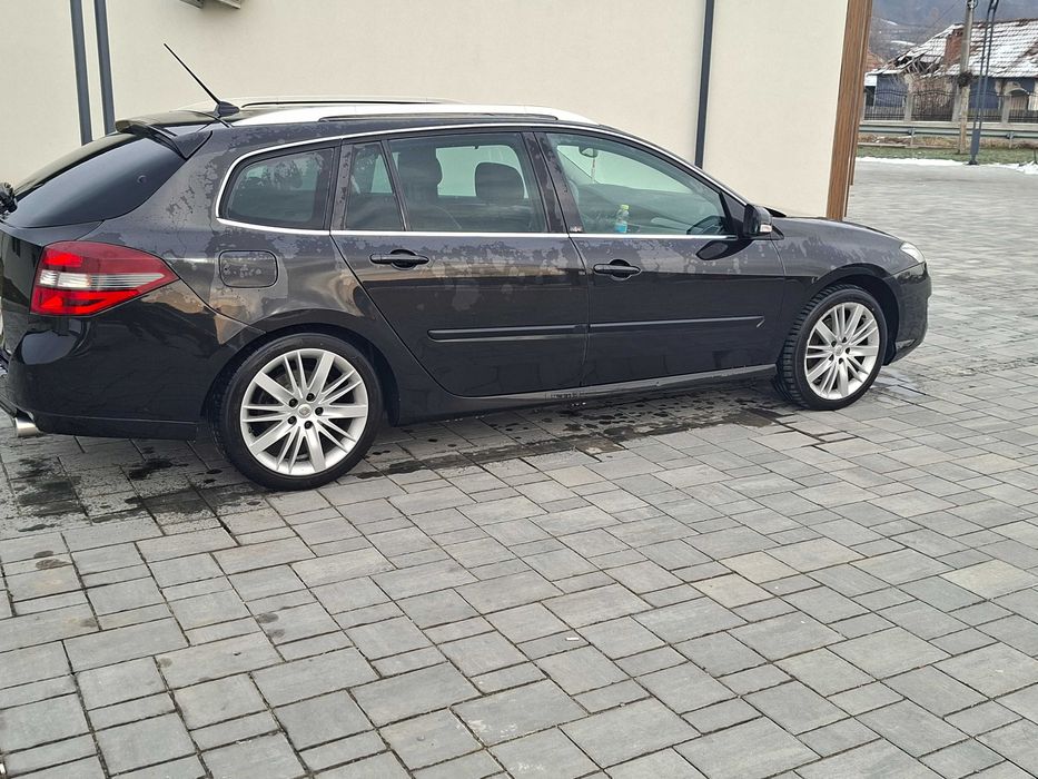 Renault Laguna 3 III Initiale Paris Bose 2.0 dci 175 cp