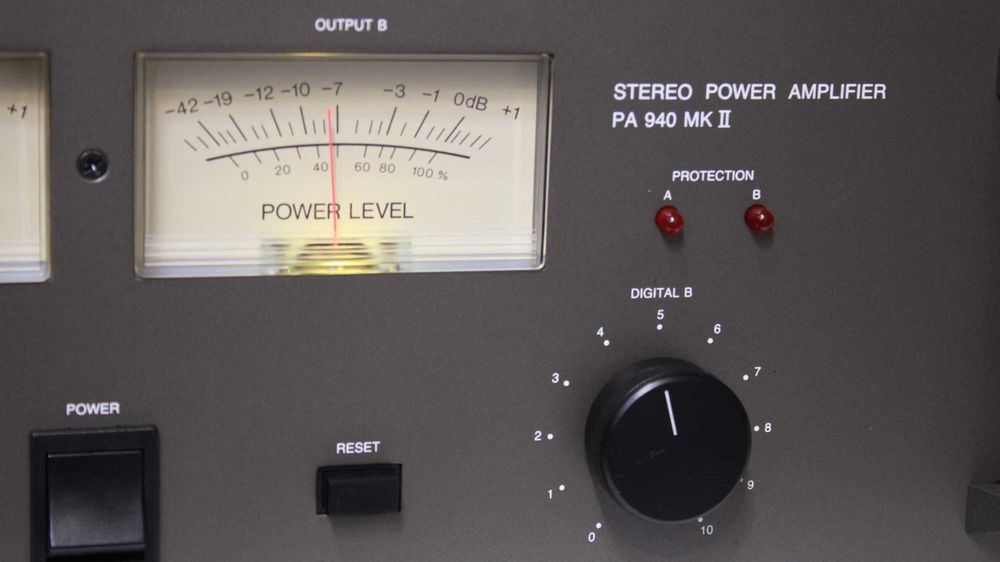 Amplificator/Statie/Final JB System,2x135W.