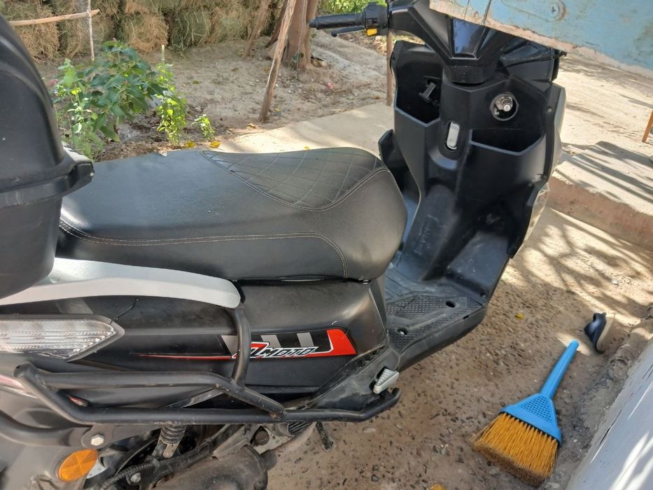 Qmoto tiger 150 kub skuter Sotiladi 5 mlon naxtga ozgina o'tib beradig