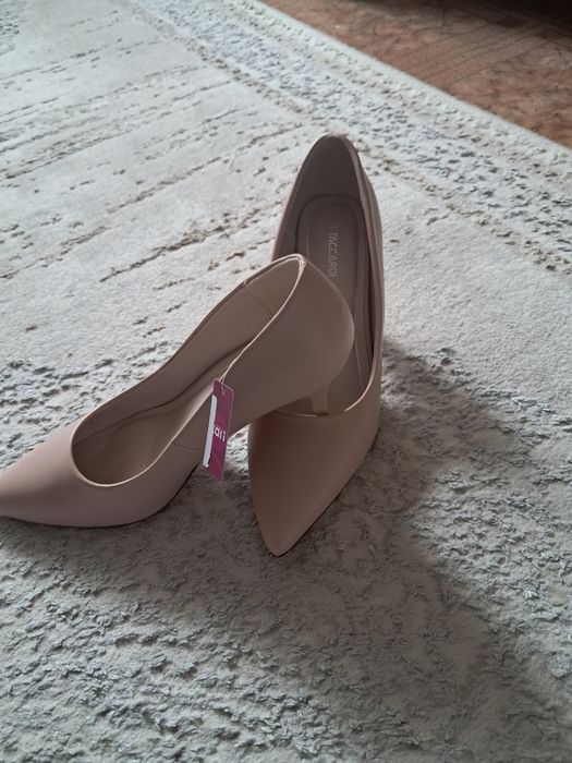 Туфли новые 40 размер