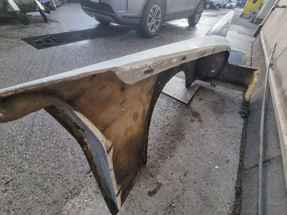 Aripi fibra de sticla mercedes W108, W109, W111